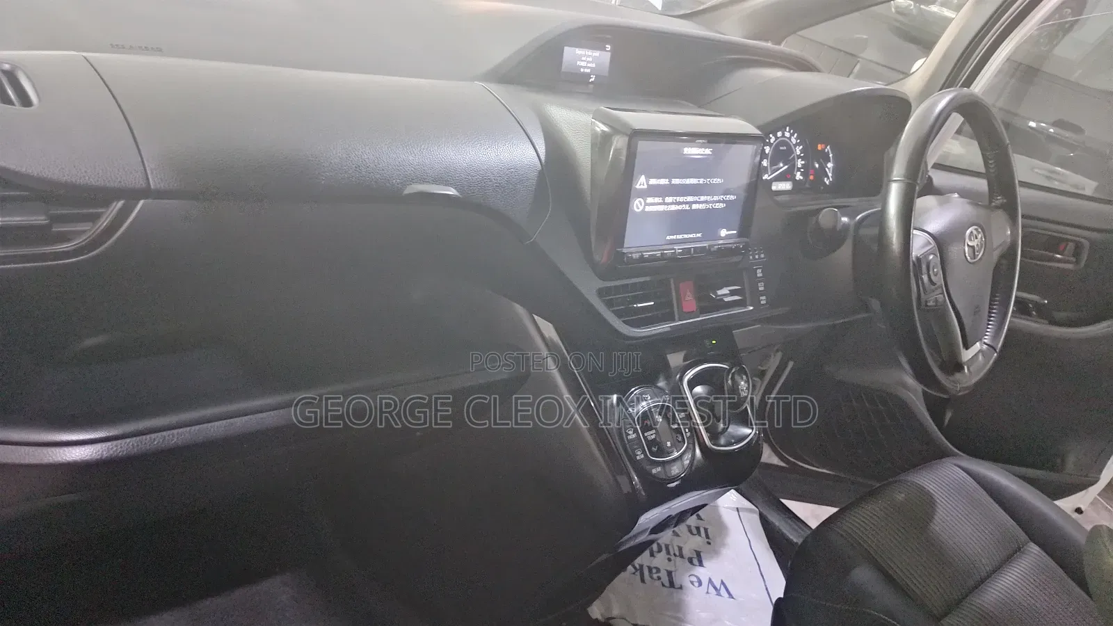 Toyota Noah 2020 White