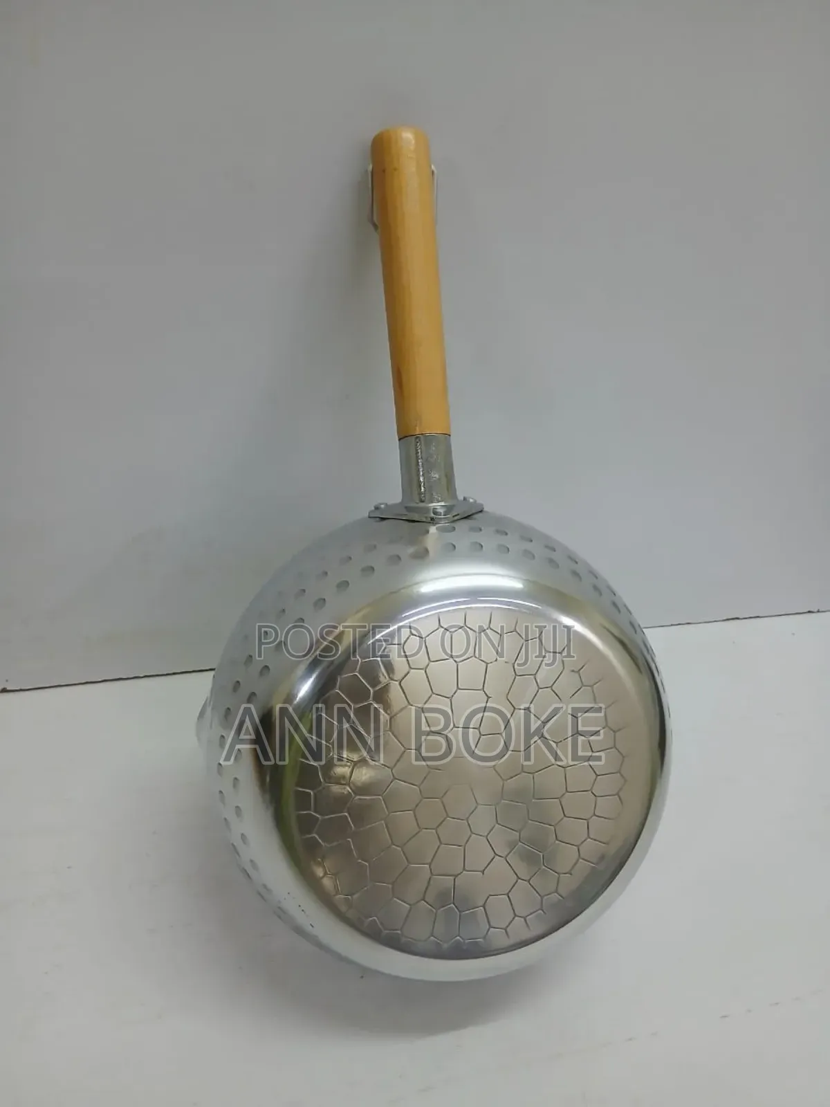*Stainless Steel Sufuria//Snow// Milk Cookware With Wooden Handle*