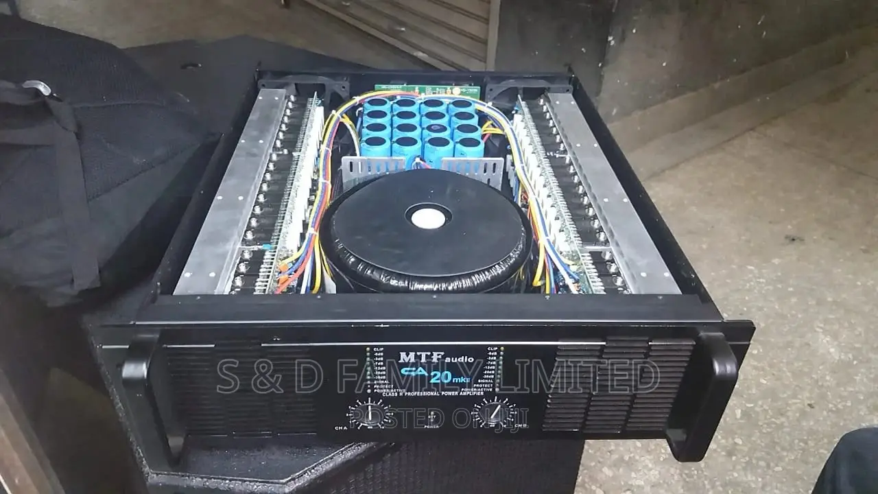 CA 12 MTF Ex Uk Power Amp Crest Audio 12
