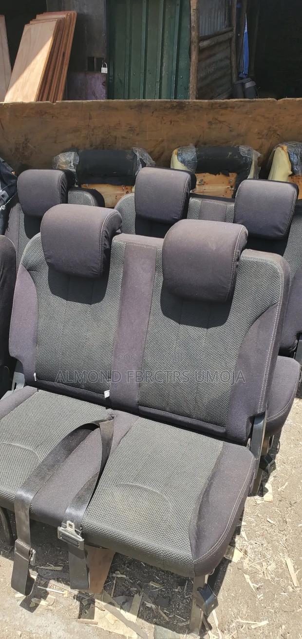 Foldable Seats for Townace,Nv200,Mazda Bongo Can Be Installed in Any V - thumbnail 4