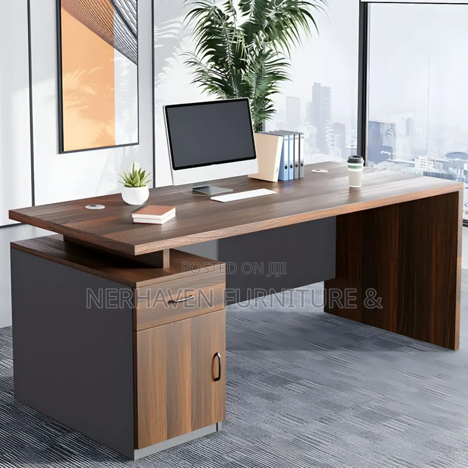 High-quality Office Table – Durable & Spacious