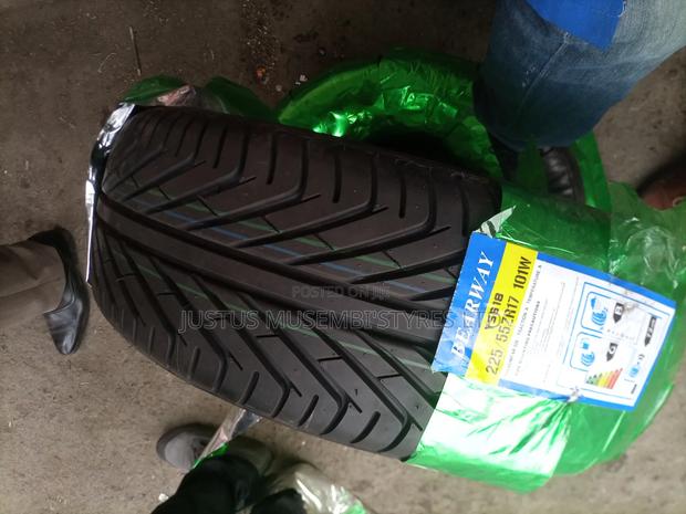 225/55zr17 Bearway Tyres