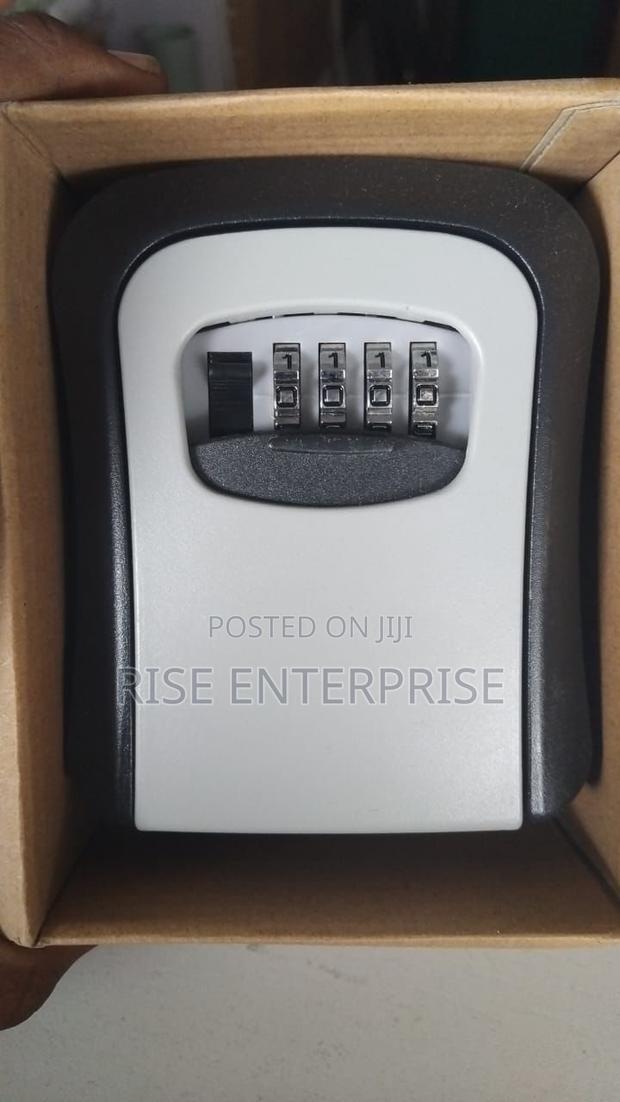 Metallic Key Lock Box Safe