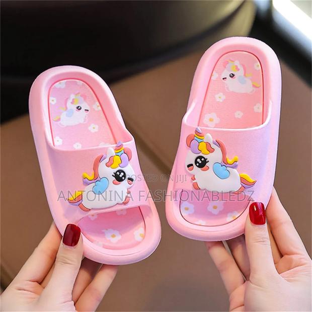Themed Shoes 24-39