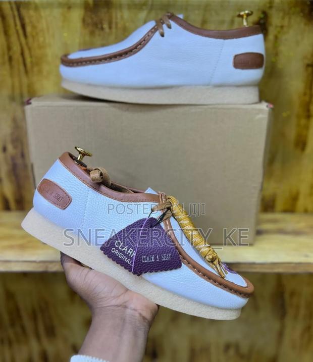 Custom Design Clarks - main view