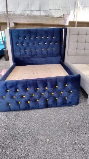 5x6 Navy Blue Wingback Bed With Gold Buttons