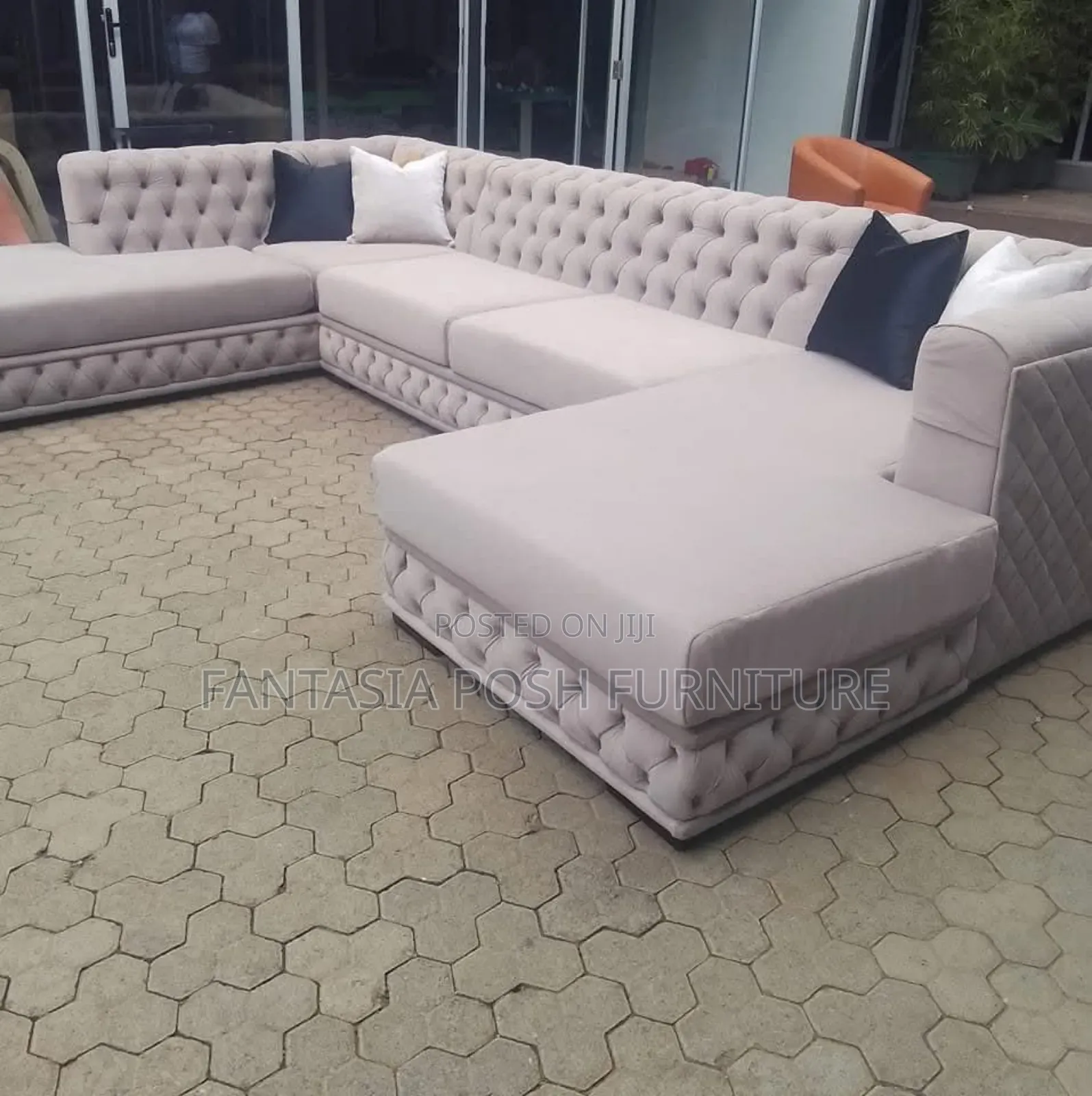 Exquisite Luxurious Corner Sofa