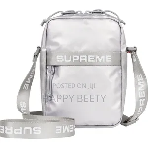 *Supreme Shoulder Bag*