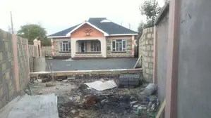 4bdrm Bungalow in Nkoroi for sale