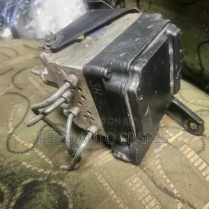 Toyota Kluger Abs Pump