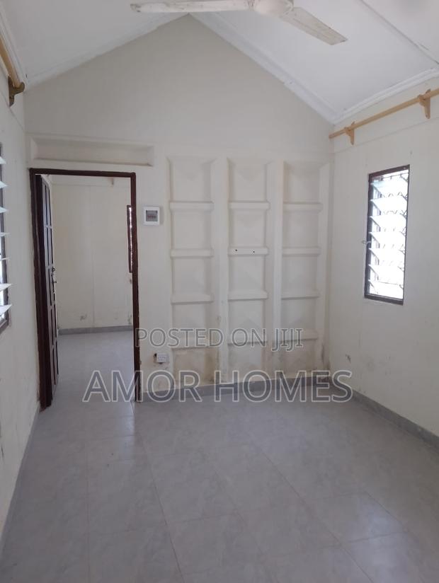 1bdrm Apartment in Kiembeni for rent - thumbnail 3