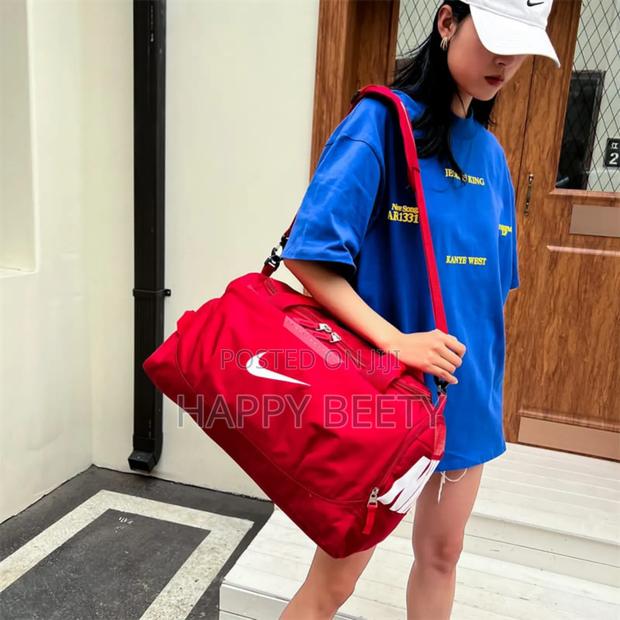 Nike Sport/Travel Bag - thumbnail 4