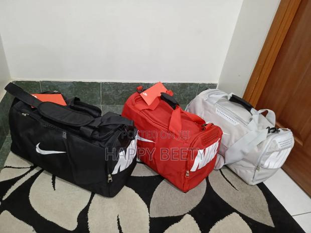 Nike Sport/Travel Bag - thumbnail 5