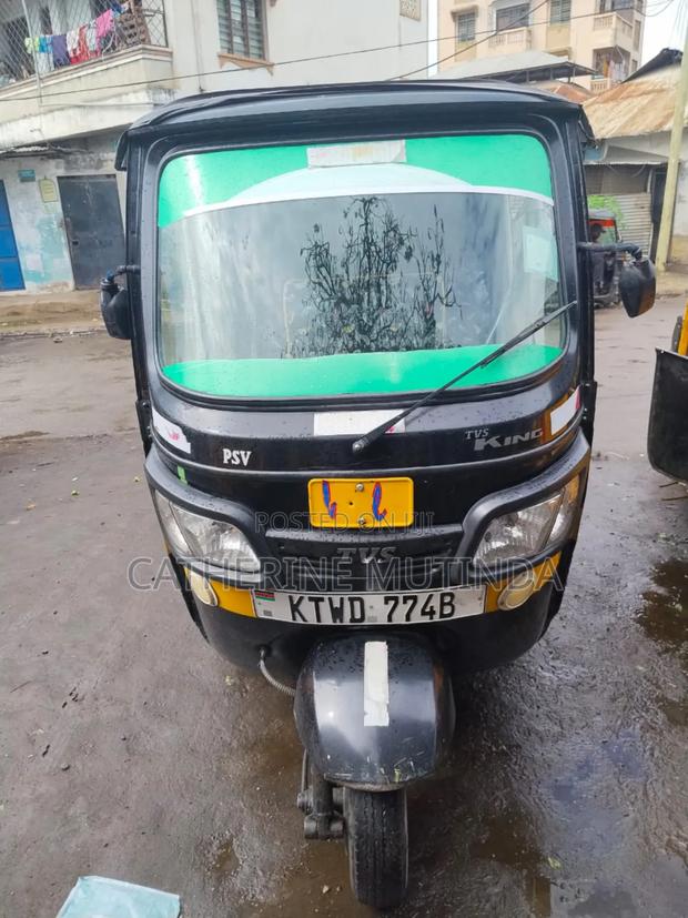 TVS 2024 Black - main view