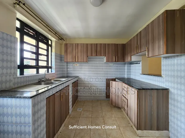 3bdrm Apartment in Ruaka for rent