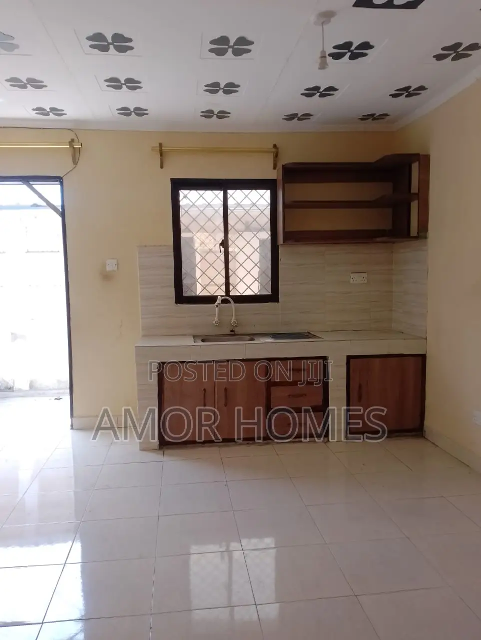 1bdrm Bedsitter in Kiembeni Primary for rent