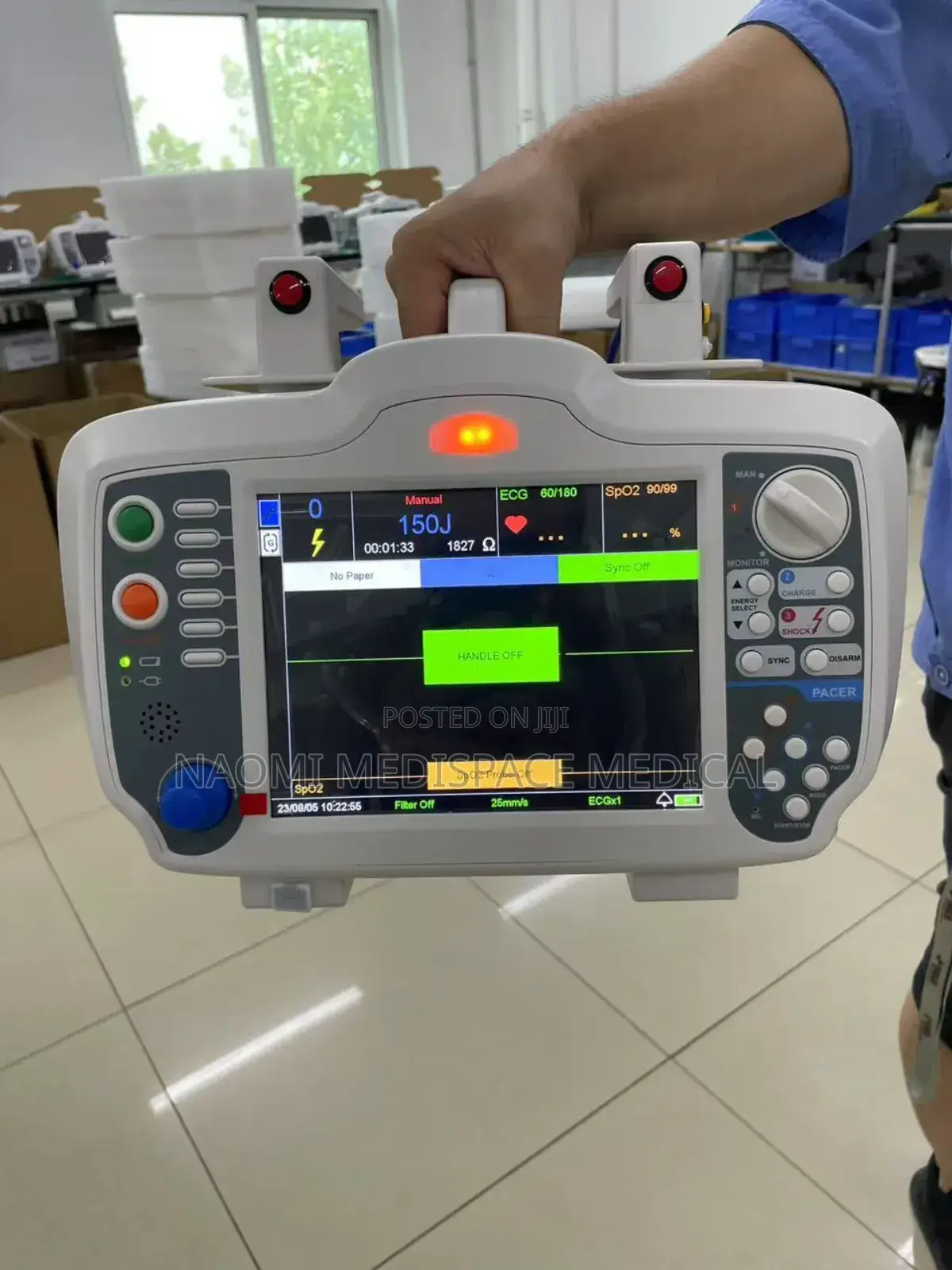 Defibrillator