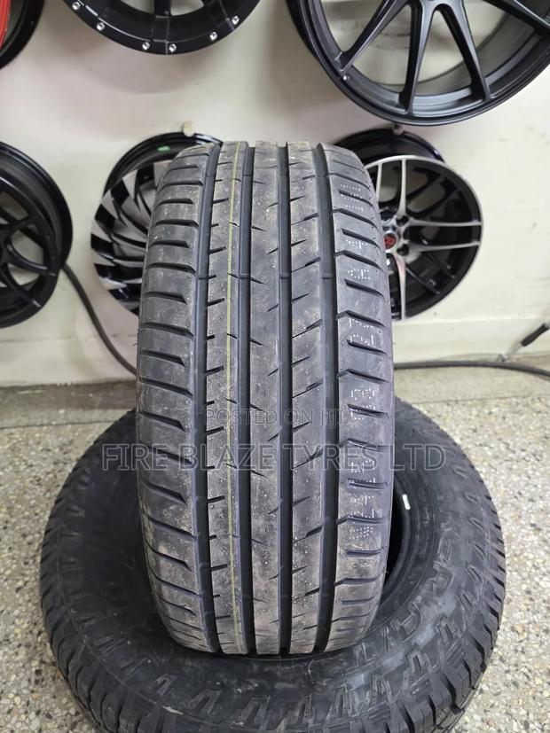 245/45r18 Arduzza Tire - thumbnail 2