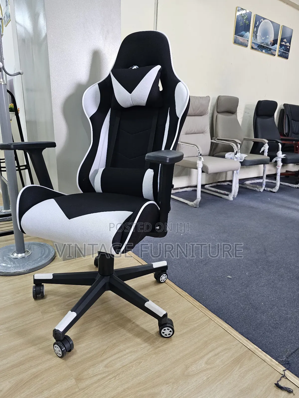 Sporting Chair Yale