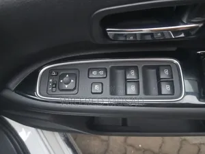 Mitsubishi Outlander 2018 Silver