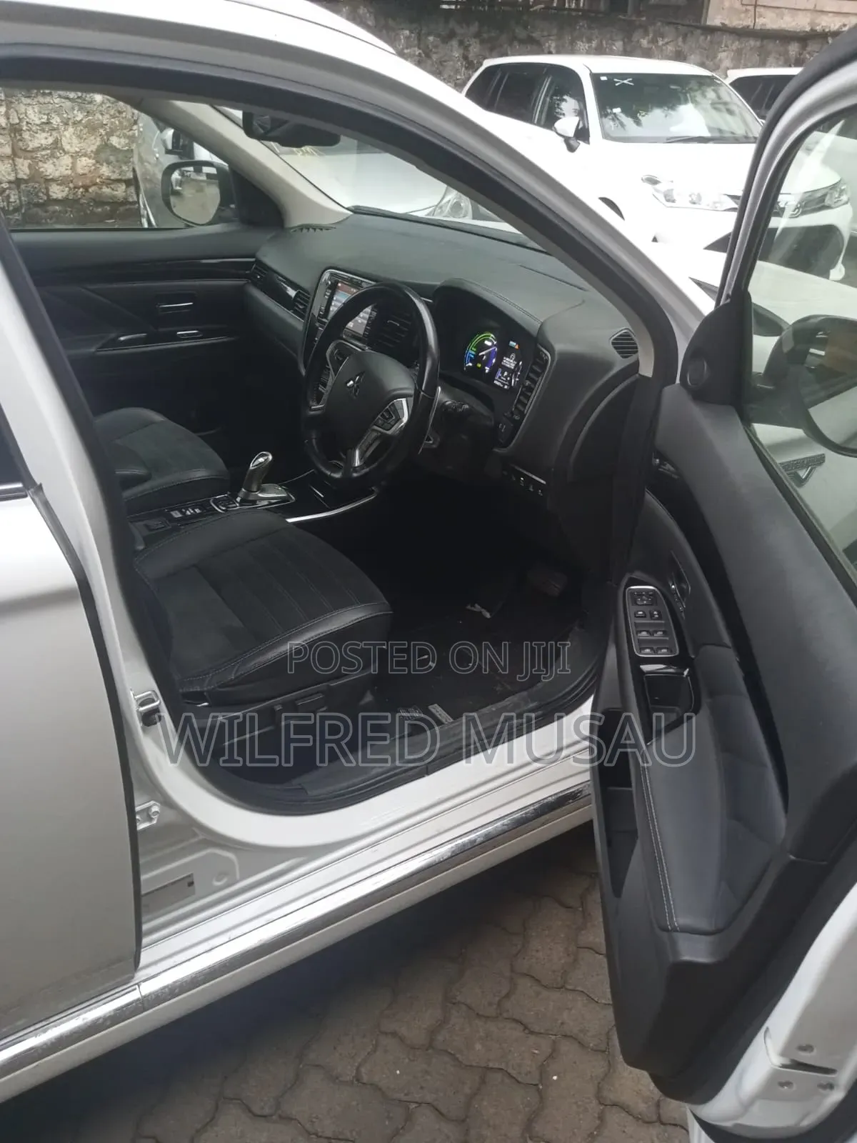 Mitsubishi Outlander 2018 Silver