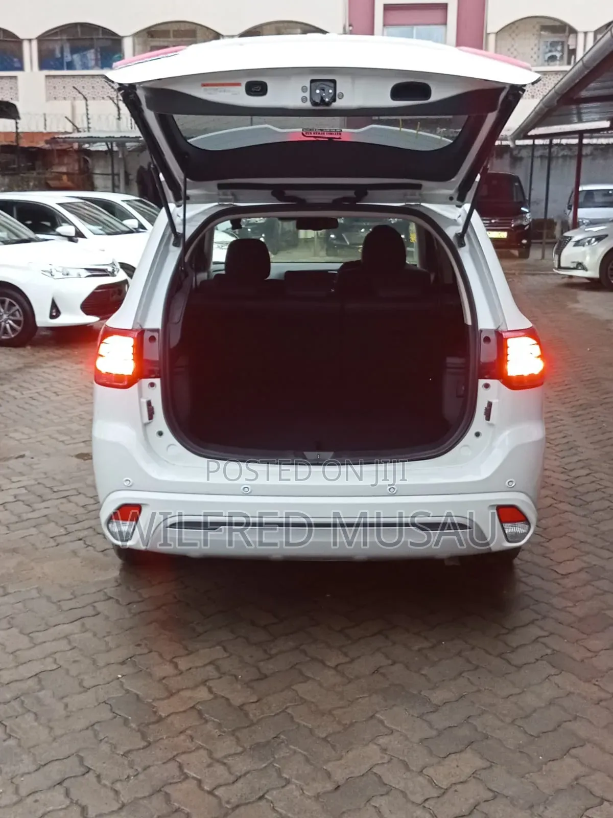 Mitsubishi Outlander 2018 Silver