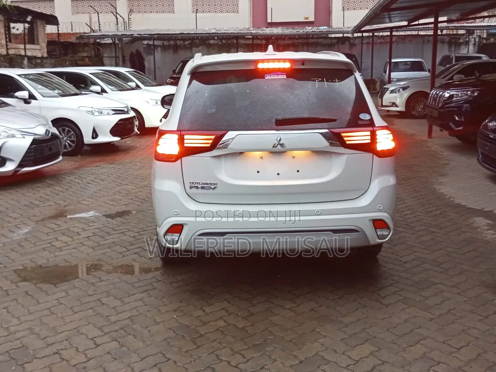 Mitsubishi Outlander 2018 Silver