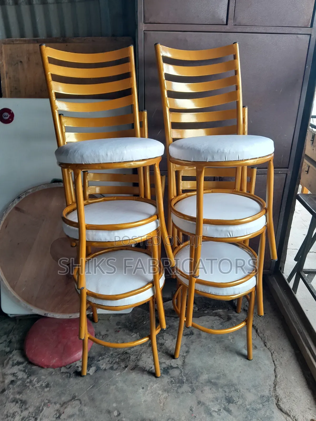 Bar, Hotel and Cafeteria Chairs