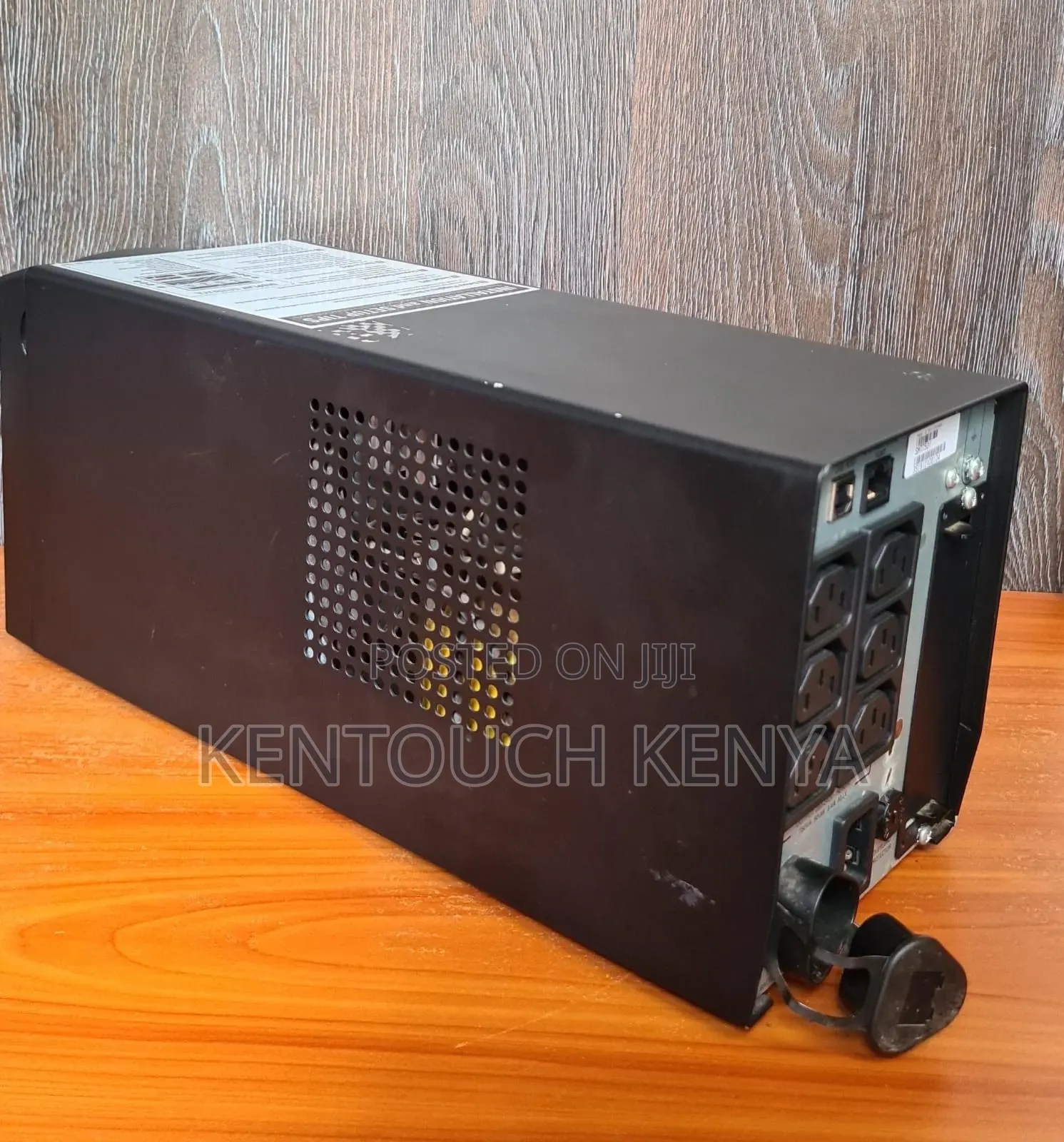 Apc Smart-Ups 750va LCD 230v (Smt750ic)
