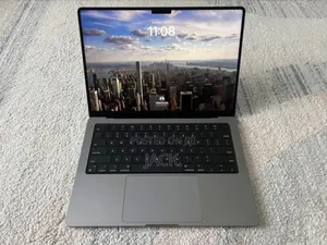 Laptop Apple MacBook Pro 2021 M1 32GB Apple M1 Pro SSD 512GB