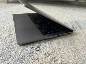Laptop Apple MacBook Pro 2021 M1 32GB Apple M1 Pro SSD 512GB