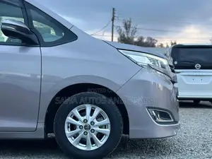 Toyota Noah 2019 Brown