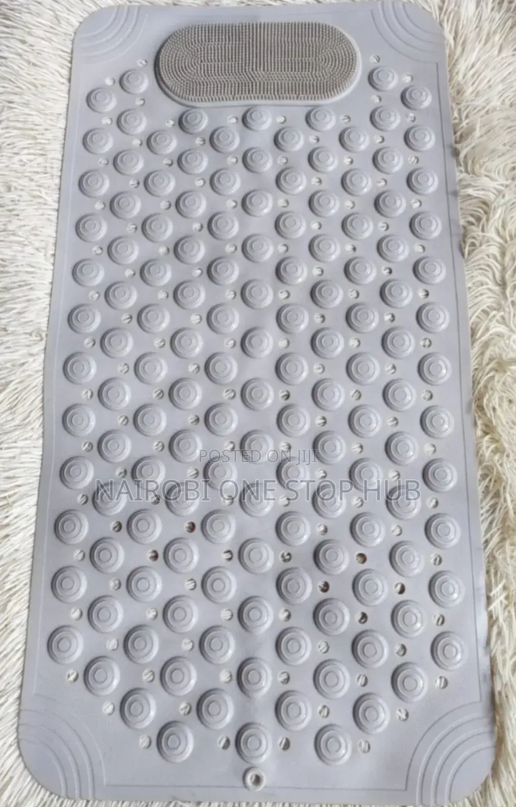 Bathroom Safety Mat With Foot Scrubber