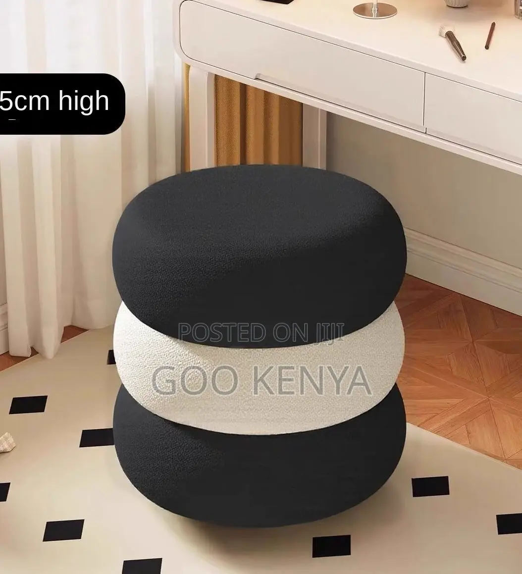 Home Stool; Comfortable Lamb Fleece Make-Up Stool for Dressing Desk
