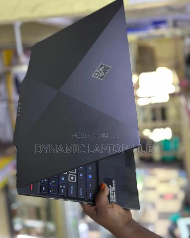 Laptop HP Omen 15 32GB Intel Core I9 SSD 1T - thumbnail 2