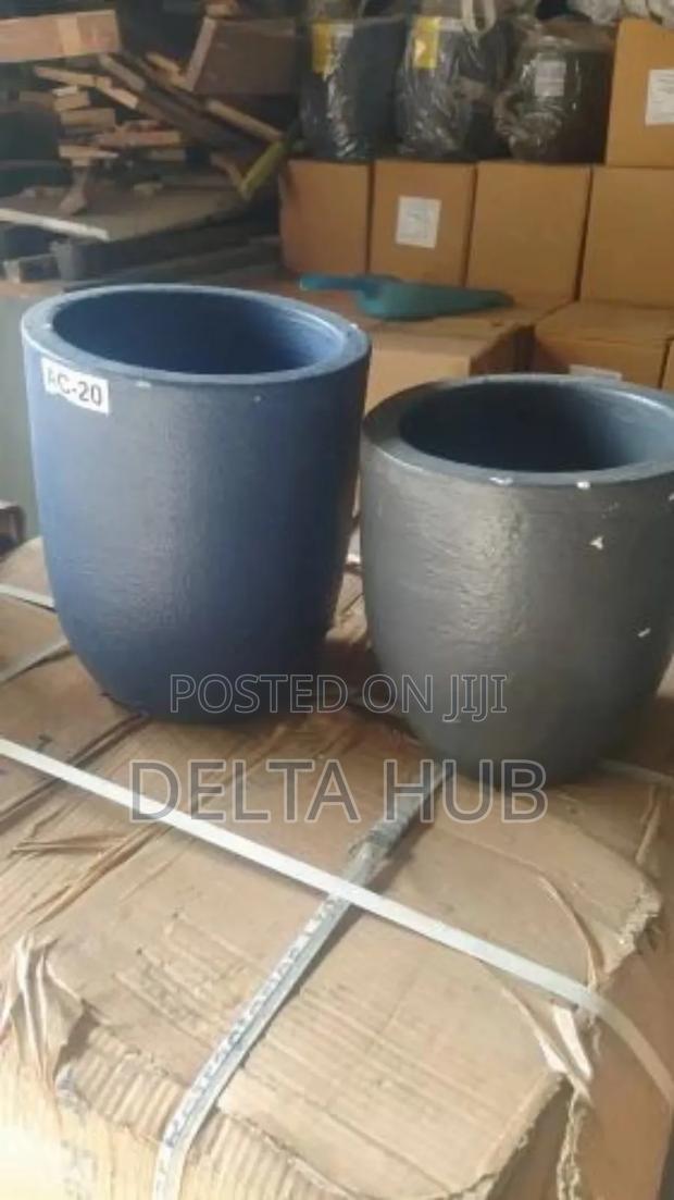 Heat Resistance Graphite Pot - main view