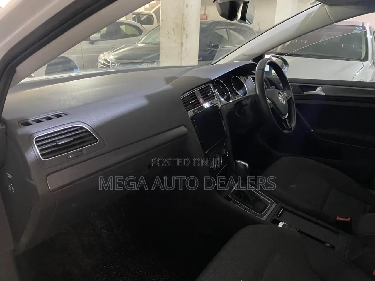 Volkswagen Golf 2018 White