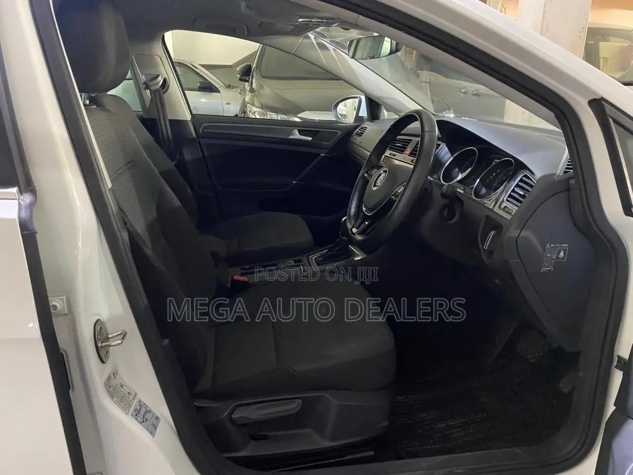 Volkswagen Golf 2018 White