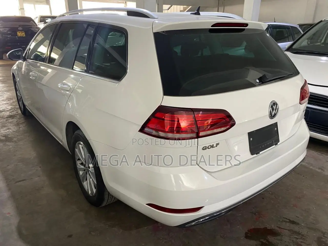 Volkswagen Golf 2018 White
