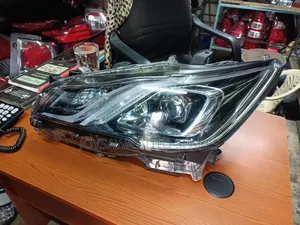 Toyota Crown 2017 Xenon Headlight