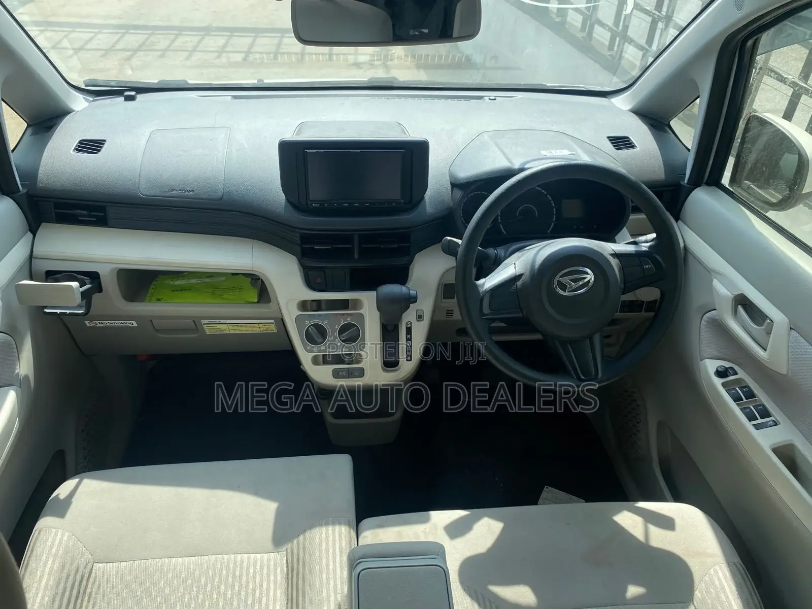 Daihatsu Move 2018 White