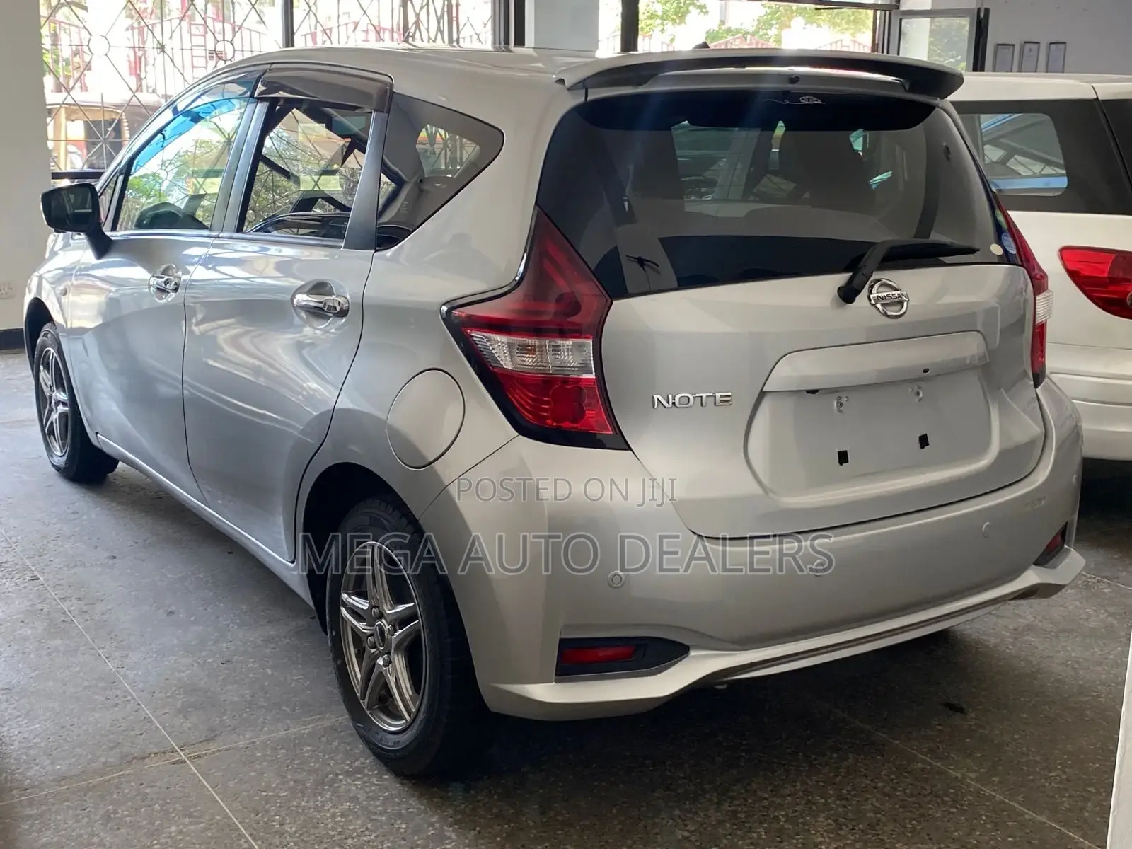 Nissan Note 2018 Silver