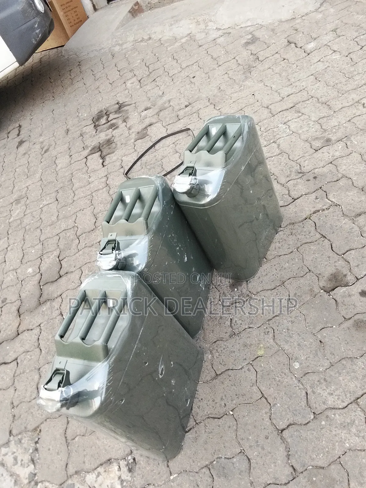 Travelling Fuel Jerry Can