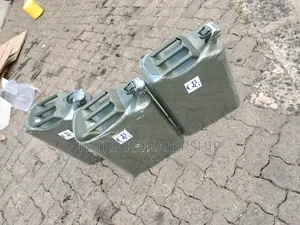 Travelling Fuel Jerry Can