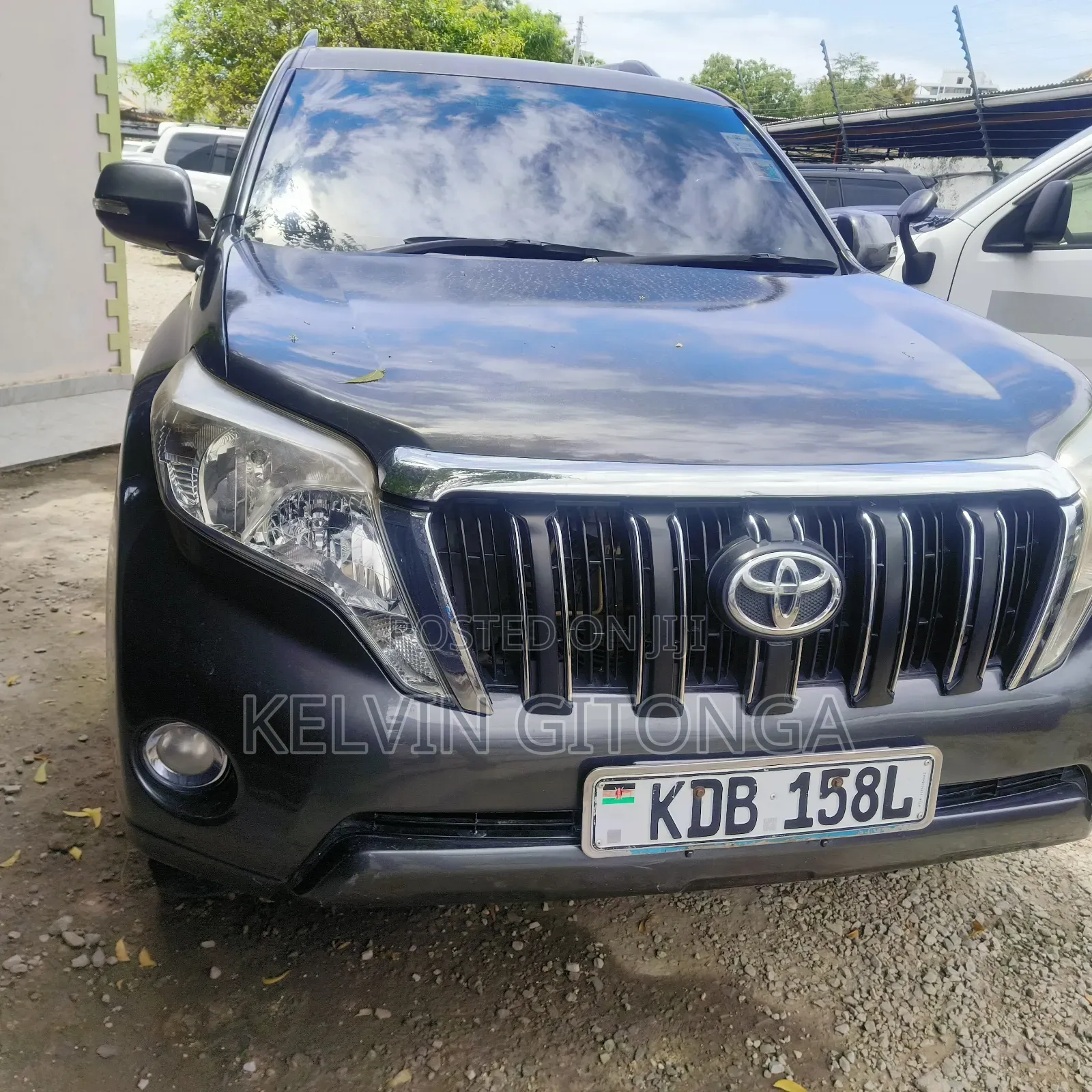 Toyota Land Cruiser Prado 2015 Gray