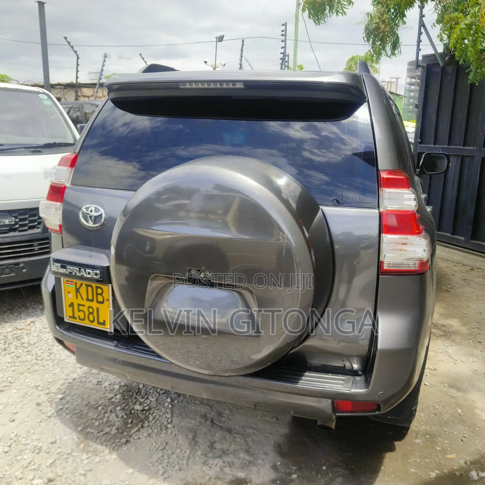Toyota Land Cruiser Prado 2015 Gray