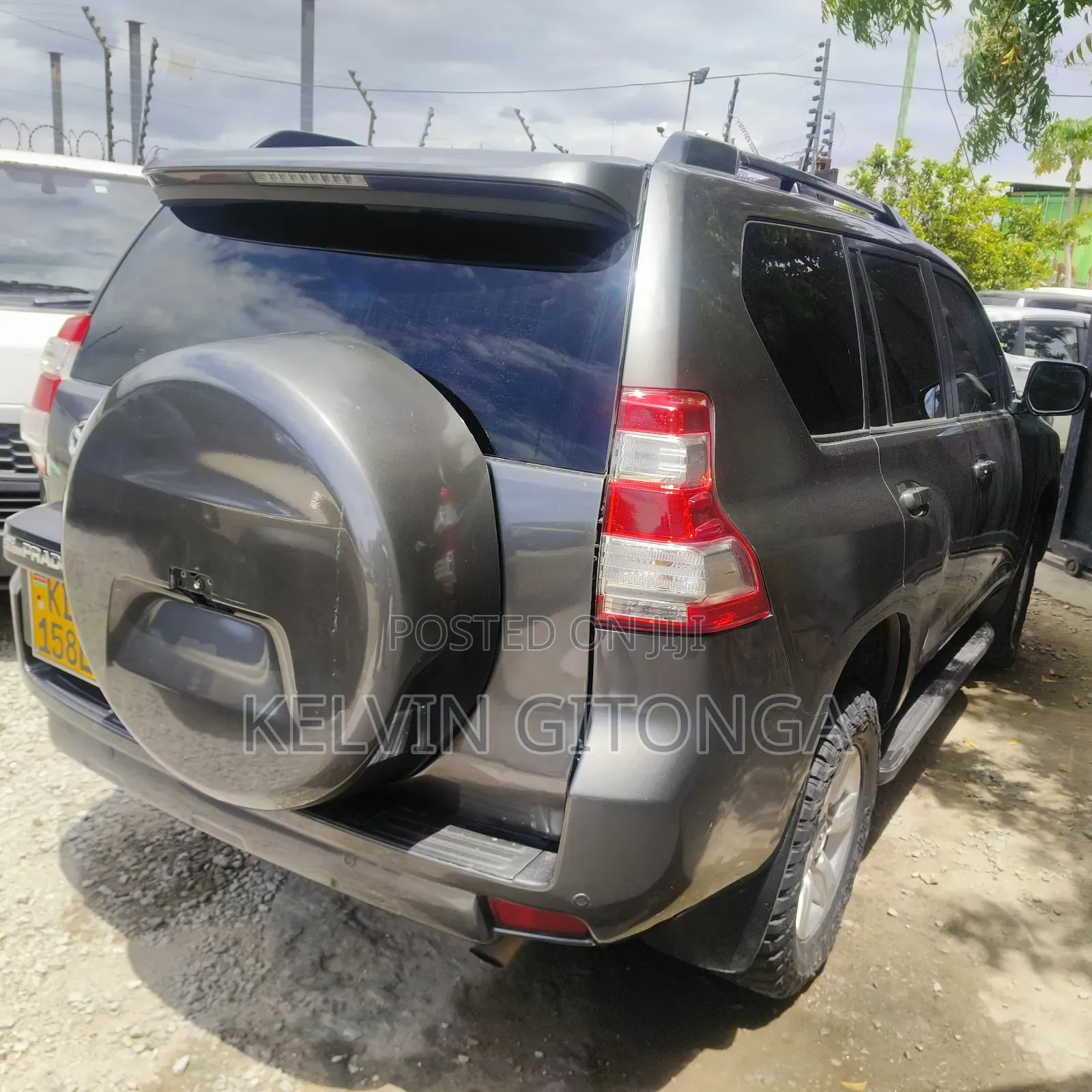 Toyota Land Cruiser Prado 2015 Gray