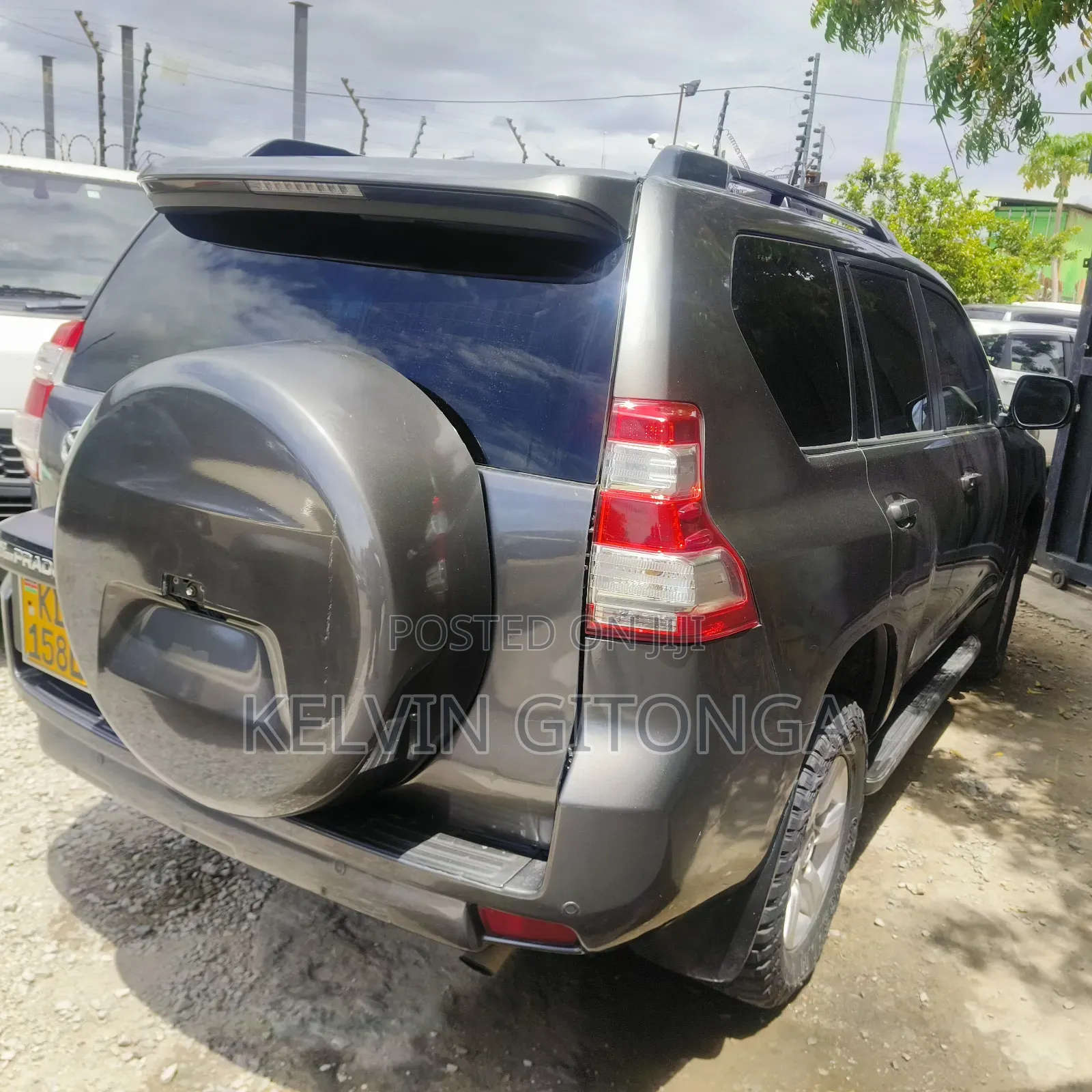 Toyota Land Cruiser Prado 2015 Gray