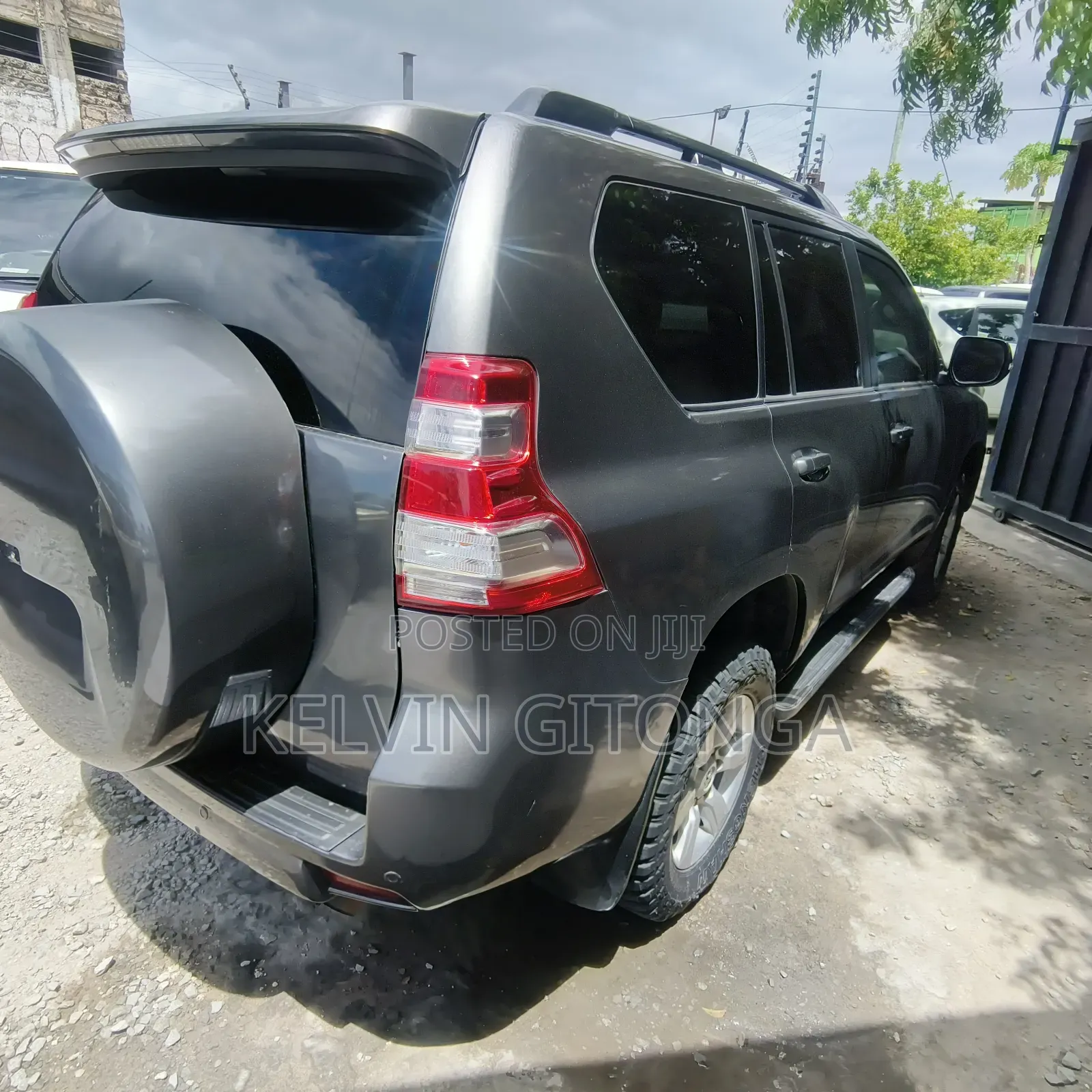 Toyota Land Cruiser Prado 2015 Gray