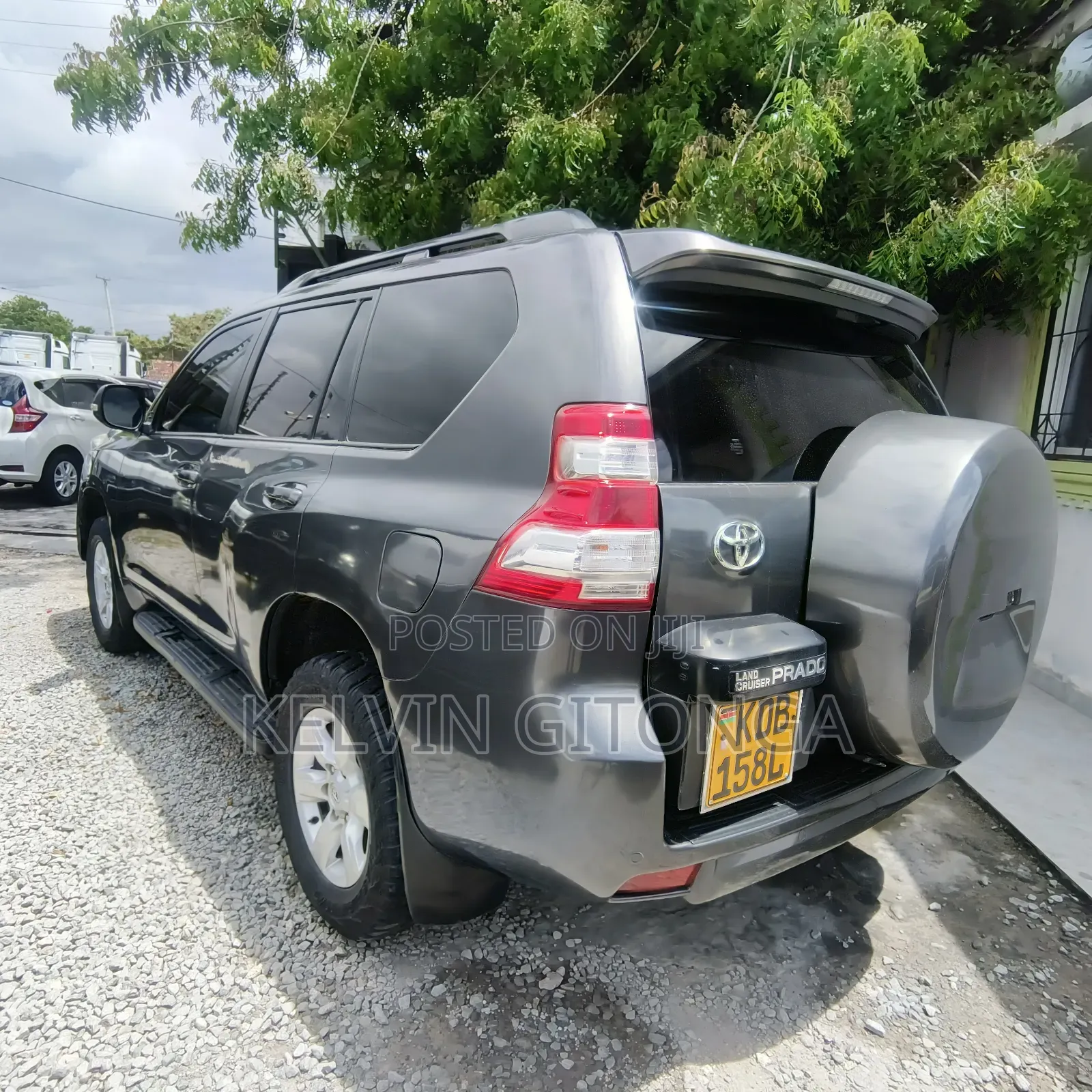 Toyota Land Cruiser Prado 2015 Gray